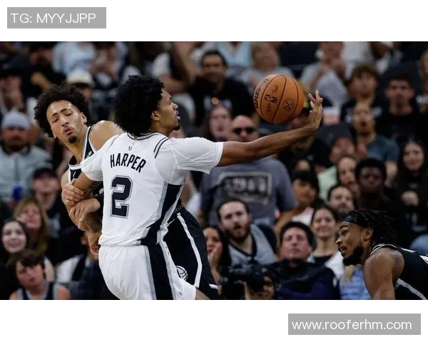 文班亚马新秀赛季表现惊艳场均20分10篮板3盖帽遥遥领先同龄人